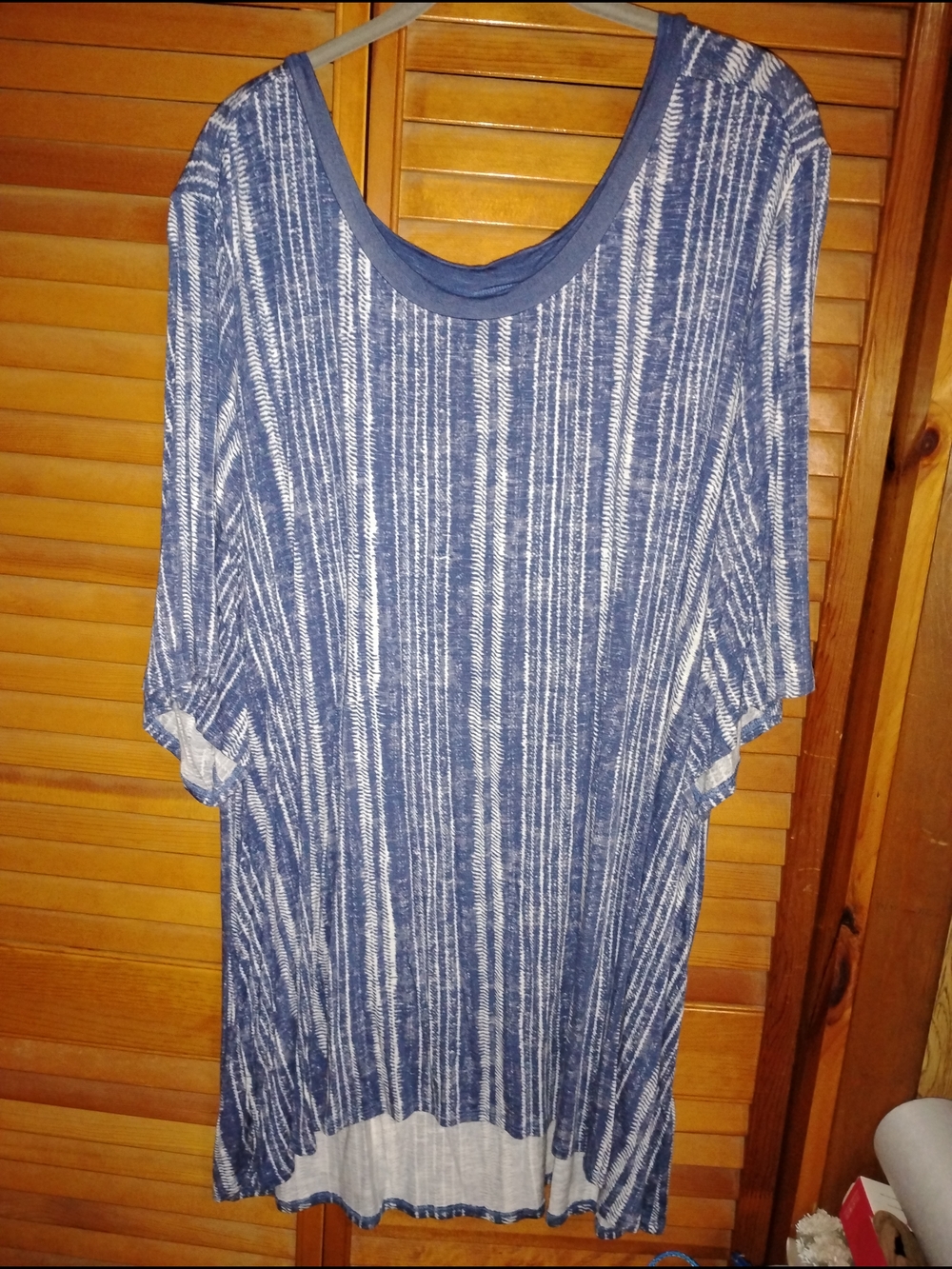 Relaxed Blue 3x Fits Like 4xl EUC Vertical-Stripe Women's Tunic - Scoop Neck